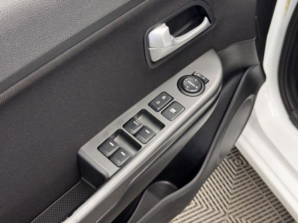 Kia Rio III Рестайлинг с пробегом 2016 года, цена 1 027 500 рублей, 161012 км, седан, Автокод Объявления