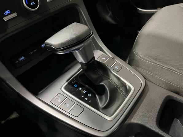 Hyundai Creta II с пробегом 2021 года, цена 2 370 000 рублей, 45040 км, внедорожник, Автокод Объявления