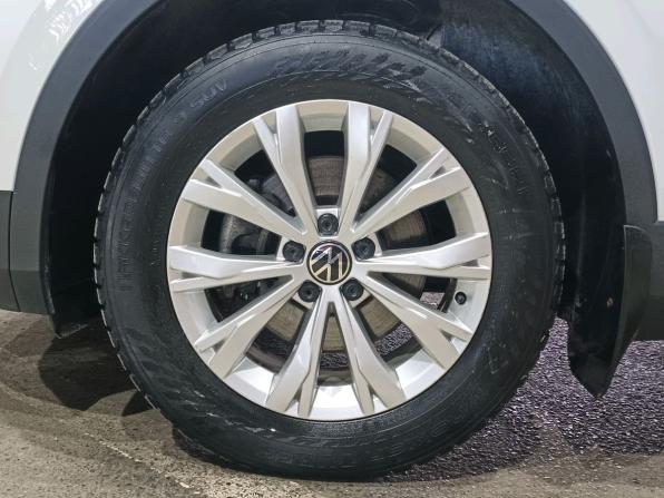 Volkswagen Tiguan II Рестайлинг с пробегом 2021 года, цена 2 530 000 рублей, 111650 км, внедорожник, Автокод Объявления