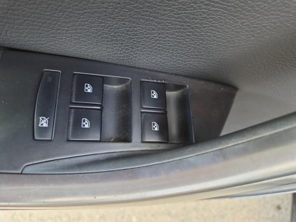 Opel Astra J с пробегом 2012 года, цена 640 000 рублей, 164872 км, хэтчбек, Автокод Объявления