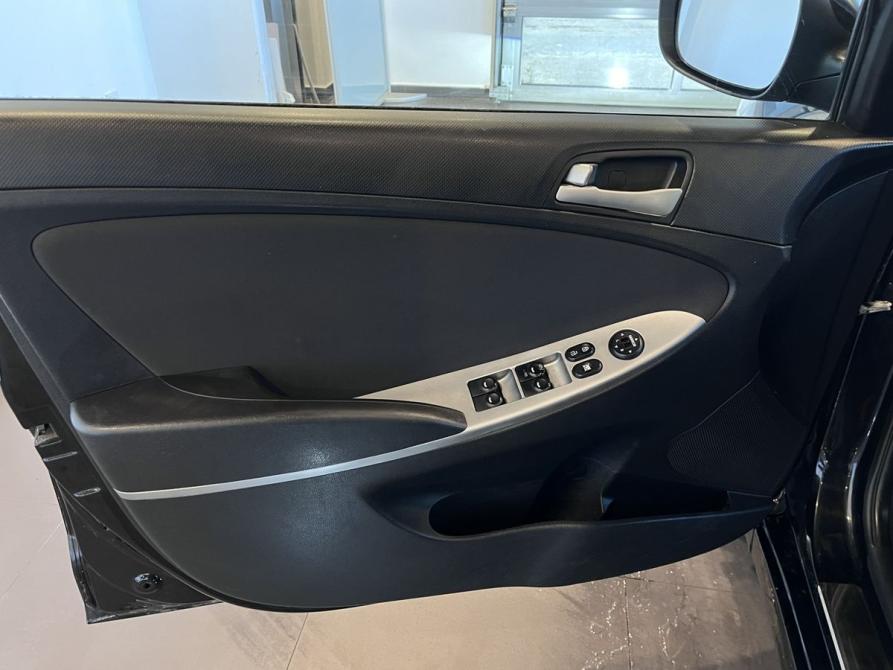 Hyundai Solaris I Рестайлинг Чебоксары  - изображение 22