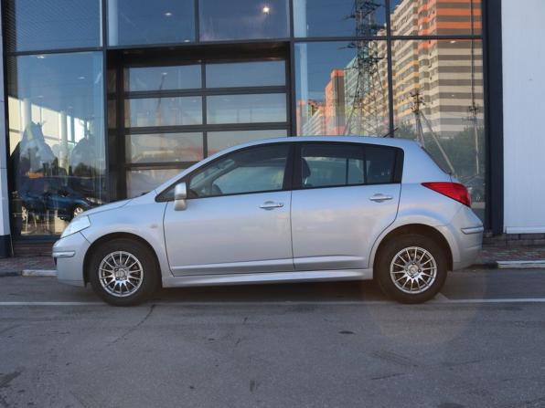 Nissan Tiida I Рестайлинг с пробегом 2010 года, цена 839 000 рублей, 73000 км, хэтчбек, Автокод Объявления