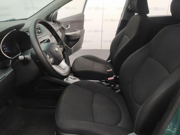 Kia Rio III с пробегом 2013 года, цена 896 000 рублей, 72842 км, хэтчбек, Автокод Объявления