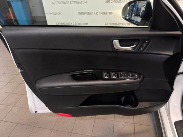 Kia Optima IV Рестайлинг с пробегом 2019 года, цена 2 049 000 рублей, 55000 км, седан, Автокод Объявления