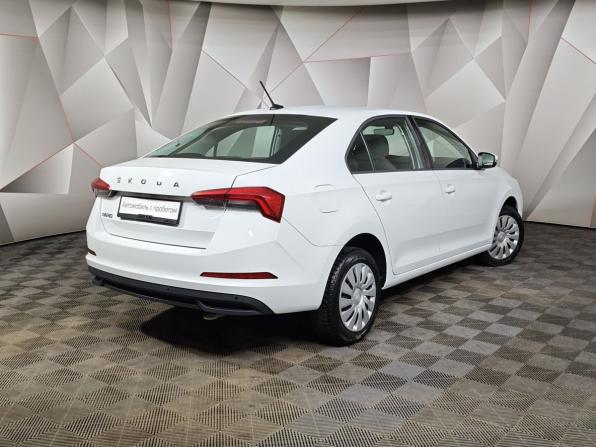 Skoda Rapid II с пробегом 2021 года, цена 1 680 000 рублей, 77553 км, лифтбек, Автокод Объявления