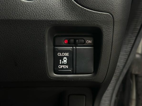 Honda N-BOX I Рестайлинг с пробегом 2017 года, цена 949 900 рублей, 118900 км, микровэн, Автокод Объявления