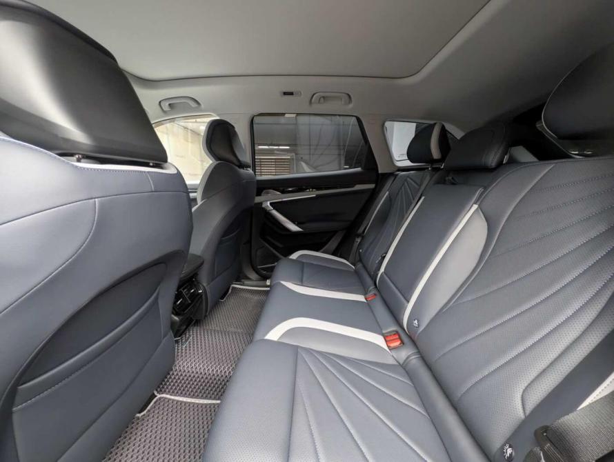 Geely Atlas II Москва  - изображение 10