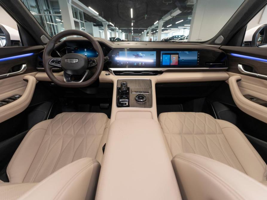 Geely Monjaro I Москва  - изображение 8