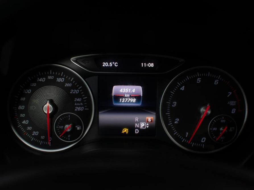 Mercedes-Benz GLA I (X156) Рестайлинг Москва  - изображение 13
