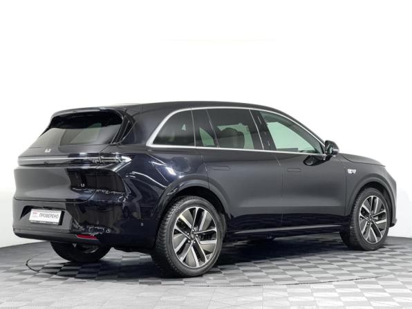 Li Auto (Lixiang) L6 I с пробегом 2024 года, цена 5 500 000 рублей, 19000 км, внедорожник, Автокод Объявления