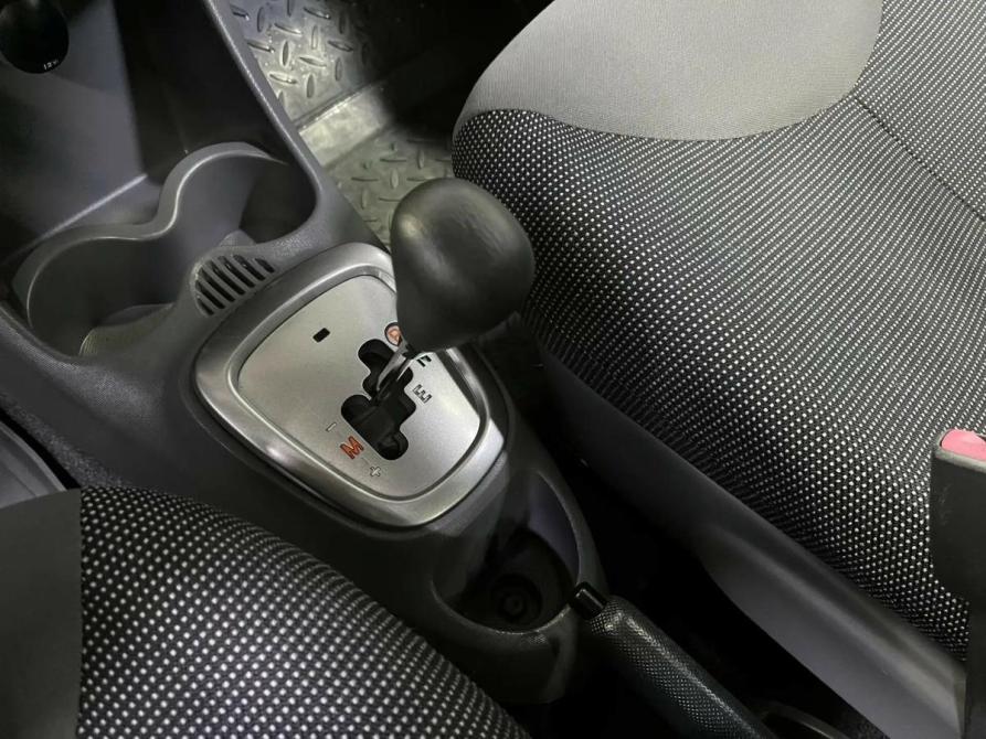 Peugeot 107 I Набережные Челны  - изображение 13