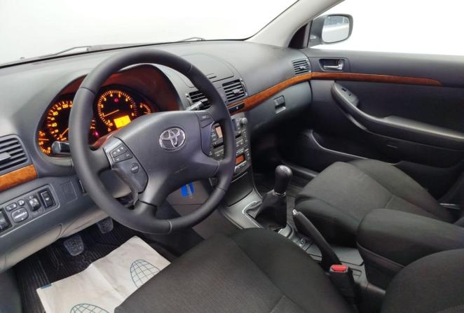 Toyota Avensis II Рестайлинг с пробегом 2007 года, цена 990 000 рублей, 176136 км, седан, Автокод Объявления