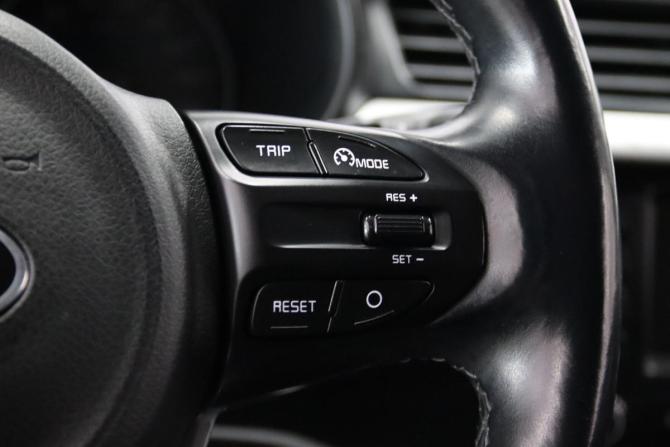 Kia Rio IV с пробегом 2018 года, цена 1 295 650 рублей, 105107 км, хэтчбек, Автокод Объявления