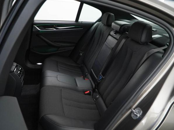BMW 5 серии VII (G30/G31/G38) с пробегом 2017 года, цена 3 513 051 рубль, 123185 км, седан, Автокод Объявления