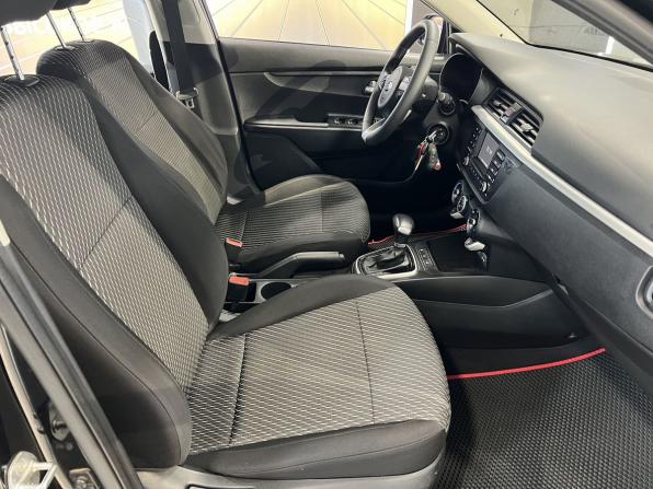 Kia Rio IV с пробегом 2017 года, цена 1 292 000 рублей, 118000 км, седан, Автокод Объявления
