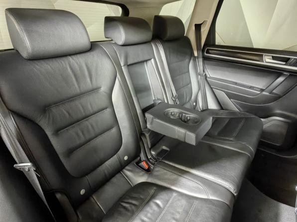 Volkswagen Touareg II Рестайлинг с пробегом 2017 года, цена 2 590 000 рублей, 315636 км, внедорожник, Автокод Объявления