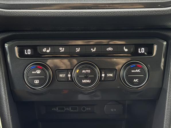 Volkswagen Tiguan II с пробегом 2019 года, цена 2 265 000 рублей, 75562 км, внедорожник, Автокод Объявления