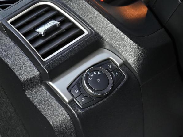 Ford Explorer V Рестайлинг с пробегом 2017 года, цена 2 049 000 рублей, 127000 км, внедорожник, Автокод Объявления