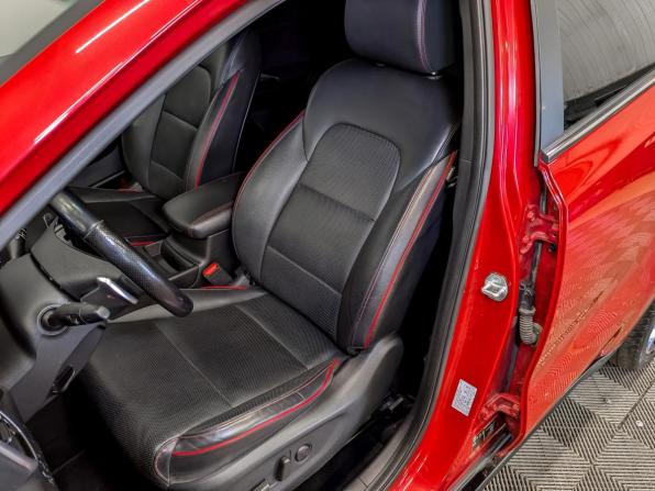 Kia Sportage IV Рестайлинг с пробегом 2021 года, цена 2 945 000 рублей, 63859 км, внедорожник, Автокод Объявления