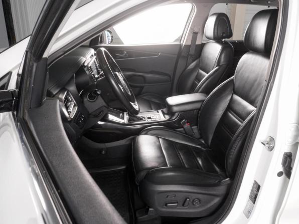 Kia Sorento III Prime с пробегом 2017 года, цена 2 583 000 рублей, 214748 км, внедорожник, Автокод Объявления