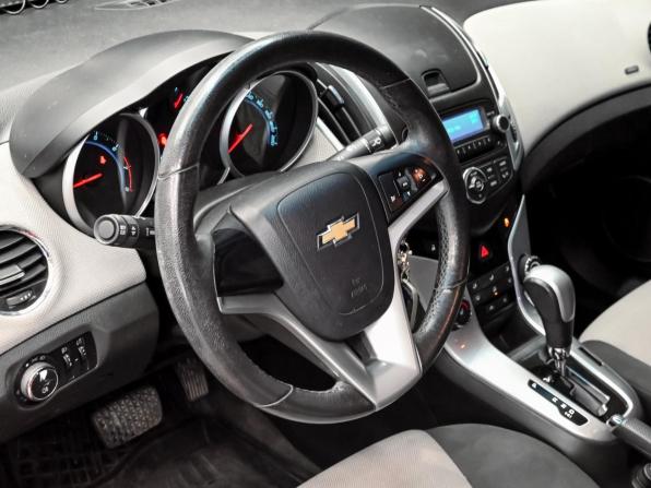 Chevrolet Cruze I Рестайлинг с пробегом 2013 года, цена 1 000 000 рублей, 70182 км, седан, Автокод Объявления