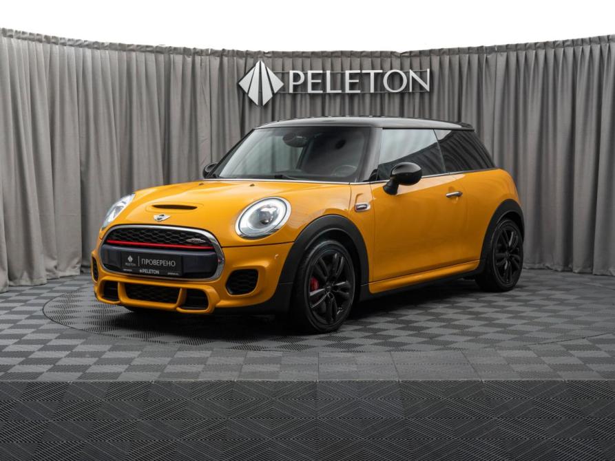 Mini Hatch III (F55/F56) Москва  - изображение 1