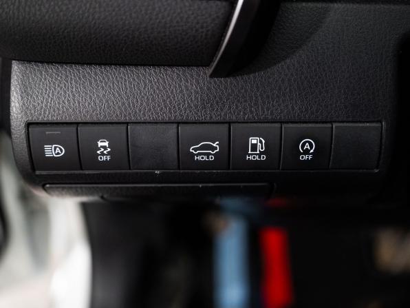 Toyota Camry VIII (XV70) Рестайлинг с пробегом 2021 года, цена 3 298 000 рублей, 50234 км, седан, Автокод Объявления