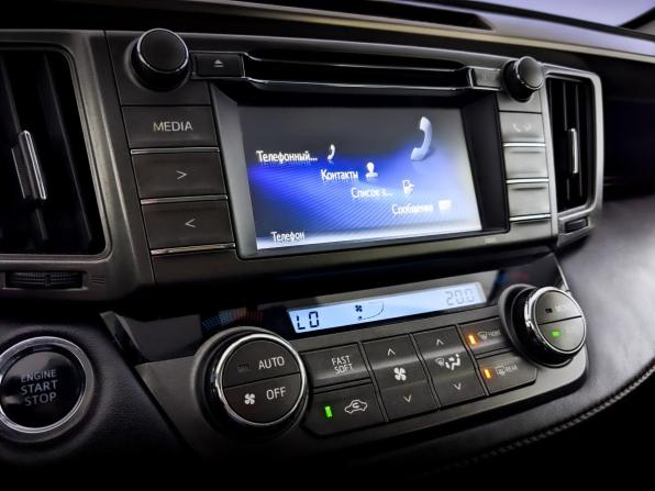 Toyota RAV4 IV (XA40) с пробегом 2015 года, цена 1 825 000 рублей, 236892 км, внедорожник, Автокод Объявления
