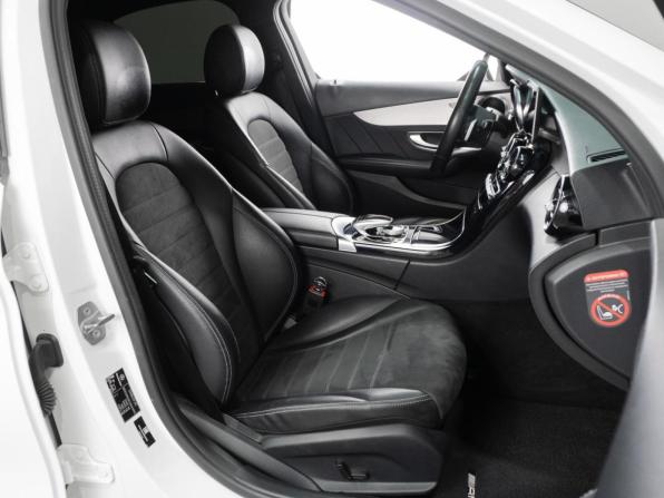 Mercedes-Benz C-Класс IV (W205) Рестайлинг с пробегом 2018 года, цена 2 648 000 рублей, 105320 км, седан, Автокод Объявления