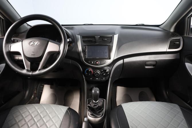 Hyundai Solaris I Рестайлинг с пробегом 2014 года, цена 759 000 рублей, 227000 км, седан, Автокод Объявления