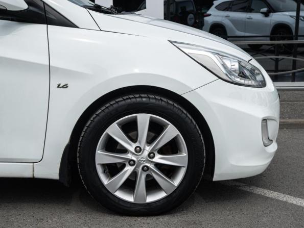 Hyundai Solaris I с пробегом 2013 года, цена 949 000 рублей, 184926 км, седан, Автокод Объявления