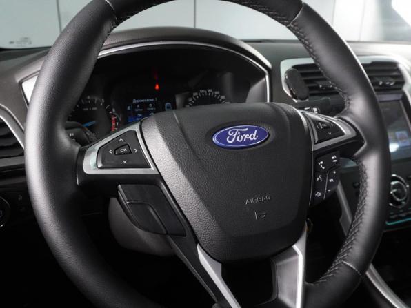 Ford Mondeo V с пробегом 2016 года, цена 1 878 000 рублей, 137630 км, седан, Автокод Объявления