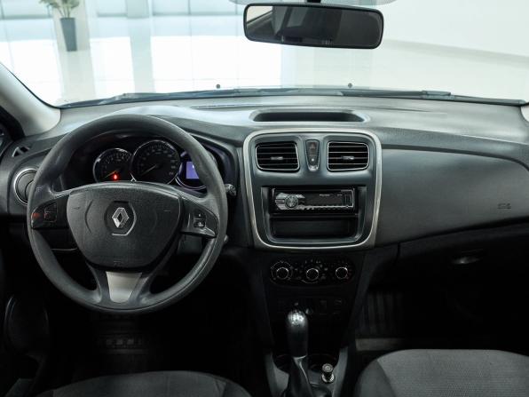 Renault Sandero II с пробегом 2015 года, цена 579 000 рублей, 165826 км, хэтчбек, Автокод Объявления