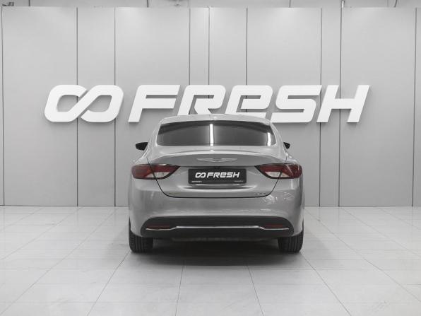 Chrysler 200 II с пробегом 2015 года, цена 1 149 000 рублей, 199973 км, седан, Автокод Объявления