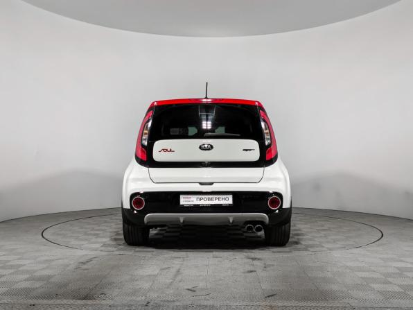 Kia Soul II Рестайлинг с пробегом 2017 года, цена 1 690 000 рублей, 109217 км, хэтчбек, Автокод Объявления