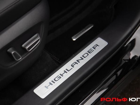 Toyota Highlander IV (XU70) с пробегом 2025 года, цена 5 028 000 рублей, 2139 км, внедорожник, Автокод Объявления