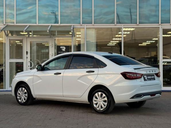 Lada (ВАЗ) Vesta I Рестайлинг (NG) с пробегом 2023 года, цена 980 000 рублей, 63857 км, седан, Автокод Объявления