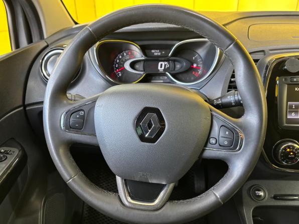 Renault Kaptur I Рестайлинг с пробегом 2020 года, цена 1 579 000 рублей, 156743 км, внедорожник, Автокод Объявления