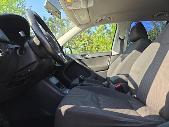 Volkswagen Tiguan I Рестайлинг с пробегом 2012 года, цена 980 000 рублей, 283685 км, внедорожник, Автокод Объявления