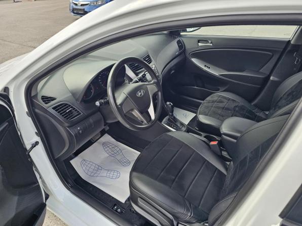 Hyundai Solaris I Рестайлинг с пробегом 2016 года, цена 864 995 рублей, 249268 км, седан, Автокод Объявления