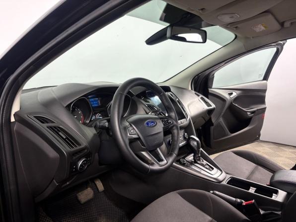 Ford Focus III Рестайлинг с пробегом 2015 года, цена 860 000 рублей, 247119 км, хэтчбек, Автокод Объявления