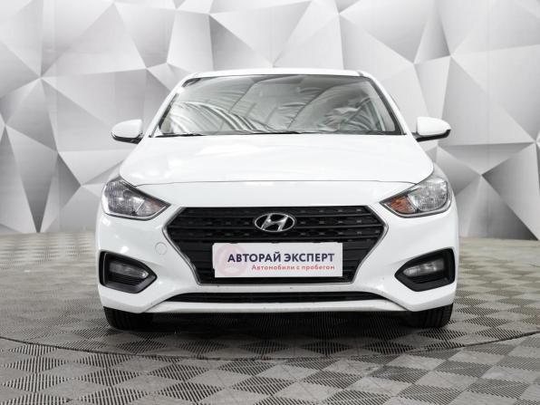 Hyundai Solaris II с пробегом 2018 года, цена 1 350 000 рублей, 101000 км, седан, Автокод Объявления