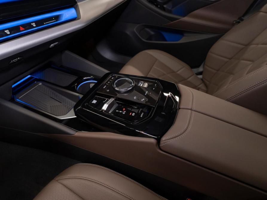 BMW 5 серии VIII (G60/G61/G68) Москва  - изображение 16