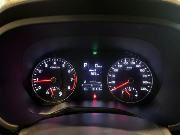 Kia Rio IV Рестайлинг с пробегом 2021 года, цена 1 385 000 рублей, 98097 км, седан, Автокод Объявления