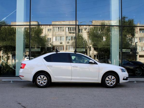Skoda Octavia III (A7) Рестайлинг с пробегом 2020 года, цена 1 867 000 рублей, 96086 км, лифтбек, Автокод Объявления