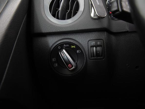 Volkswagen Tiguan I Рестайлинг с пробегом 2012 года, цена 999 000 рублей, 265856 км, внедорожник, Автокод Объявления