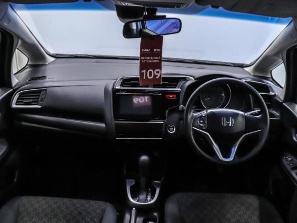 Honda Fit III с пробегом 2013 года, цена 950 000 рублей, 132516 км, хэтчбек, Автокод Объявления
