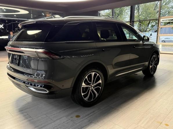 Lincoln Nautilus II с пробегом 2023 года, цена 4 200 000 рублей, 32279 км, внедорожник, Автокод Объявления
