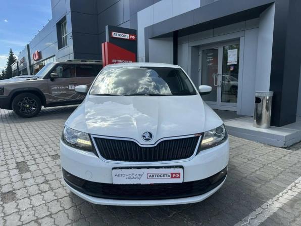 Skoda Rapid I Рестайлинг с пробегом 2018 года, цена 1 212 310 рублей, 123282 км, лифтбек, Автокод Объявления