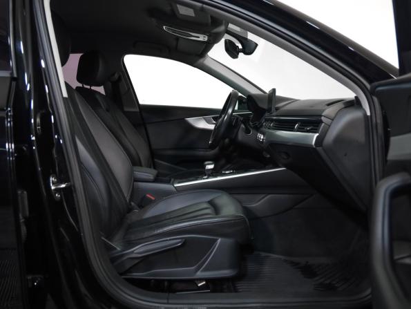 Audi A4 V (B9) с пробегом 2017 года, цена 2 366 000 рублей, 101271 км, седан, Автокод Объявления